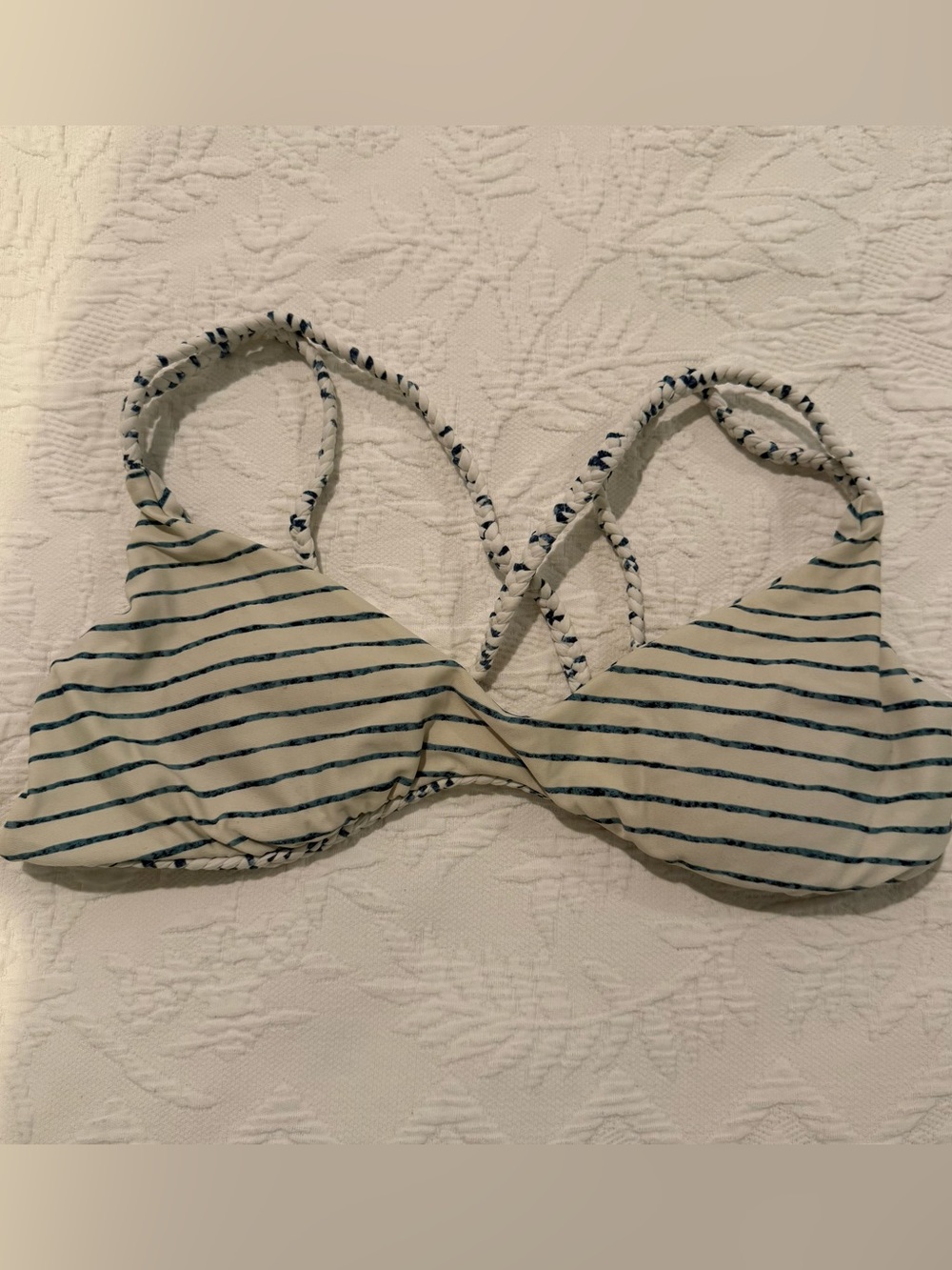 Frankie’s Bikinis Top
